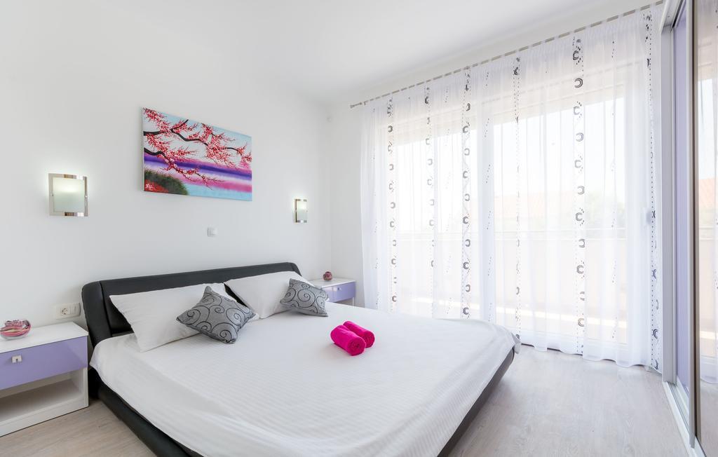 Villa Apartments Kordic Kastela Oda fotoğraf