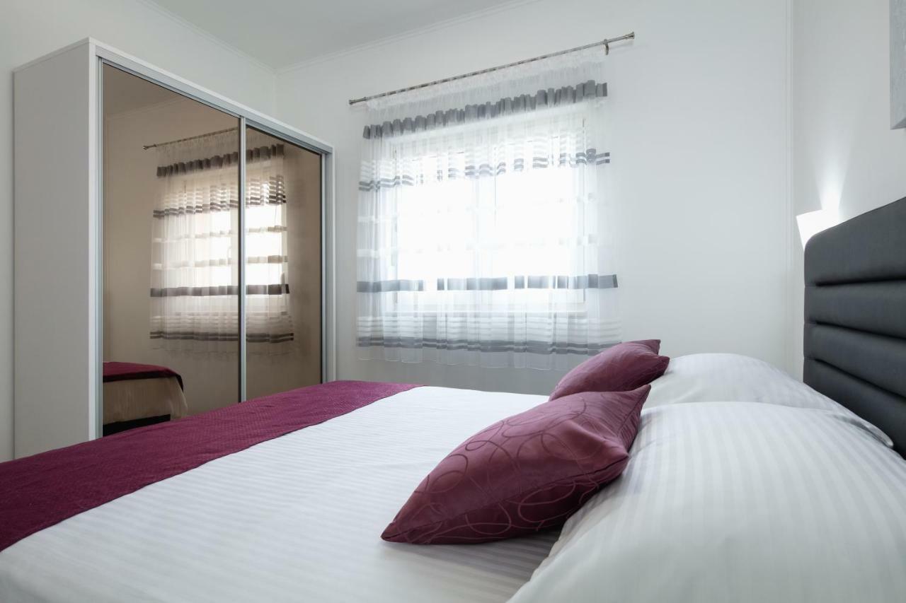 Villa Apartments Kordic Kastela Dış mekan fotoğraf