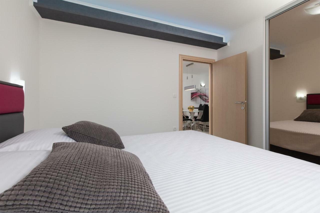 Villa Apartments Kordic Kastela Dış mekan fotoğraf