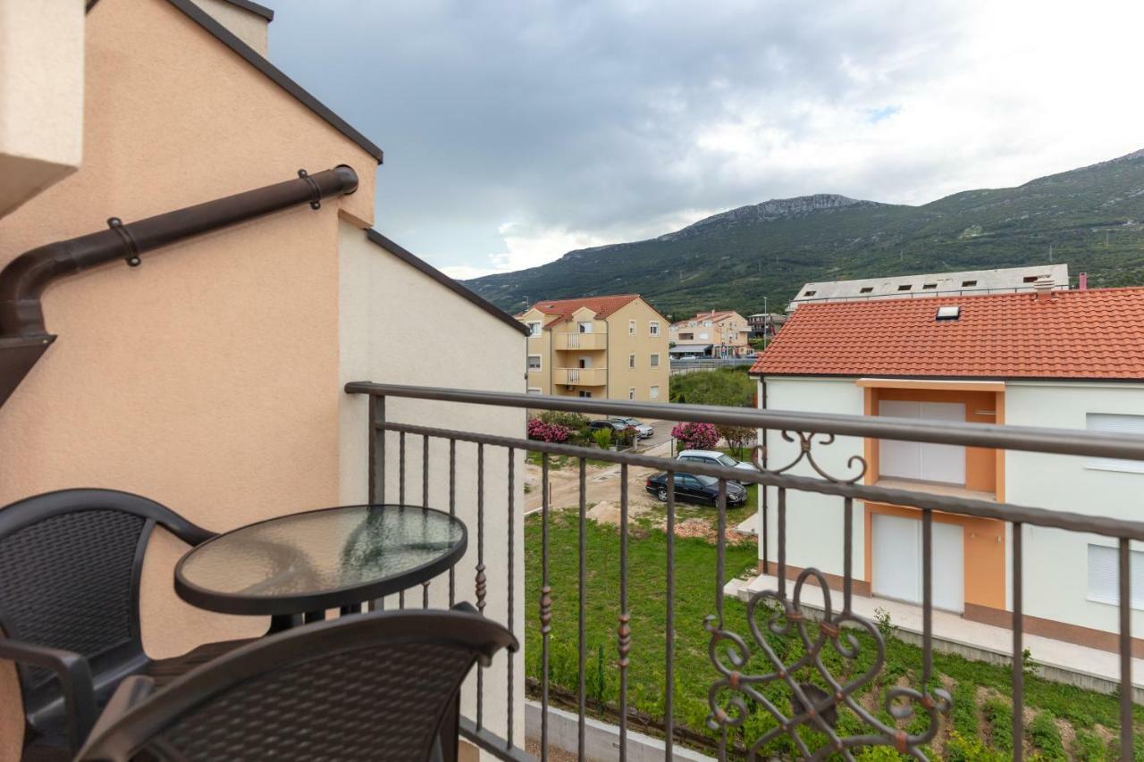 Villa Apartments Kordic Kastela Dış mekan fotoğraf