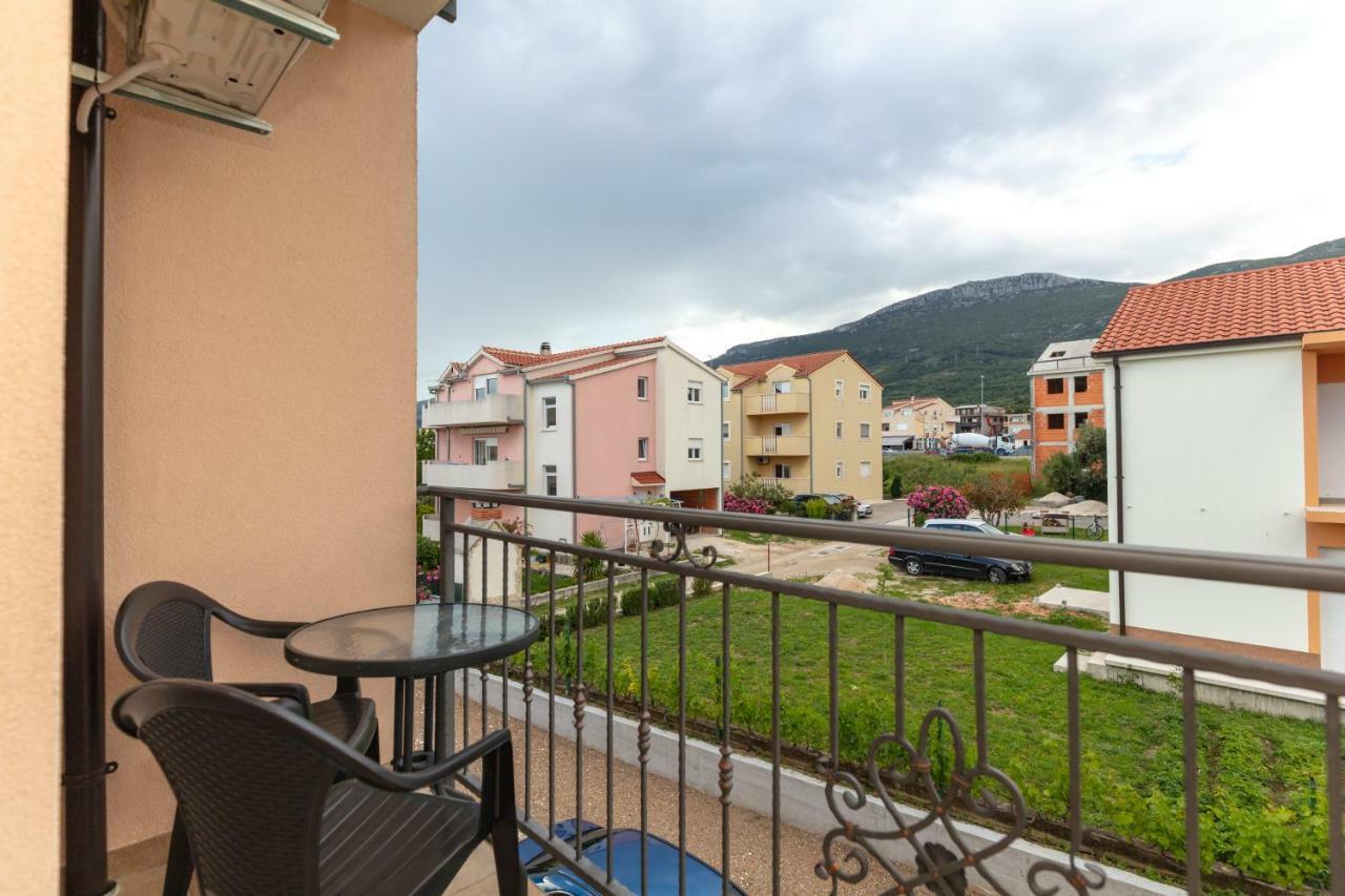 Villa Apartments Kordic Kastela Dış mekan fotoğraf