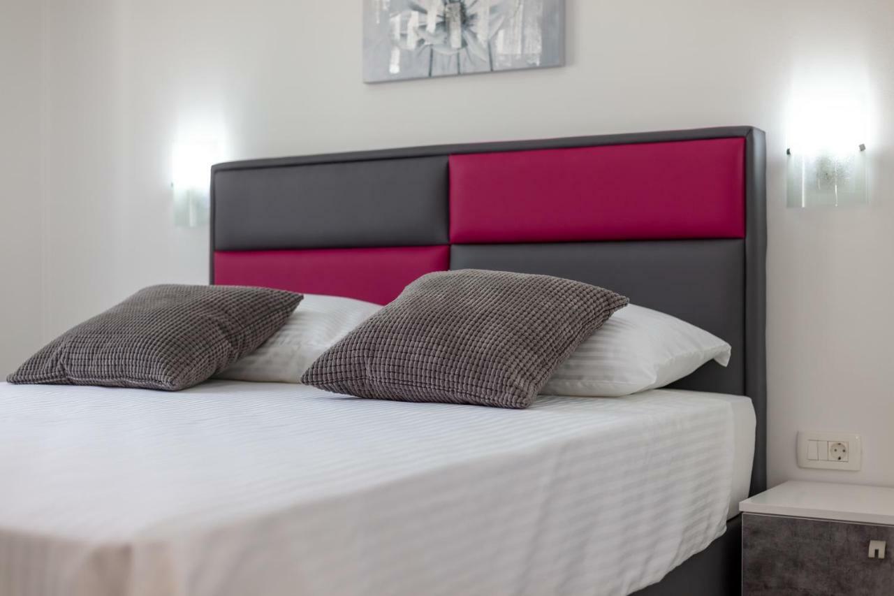 Villa Apartments Kordic Kastela Dış mekan fotoğraf