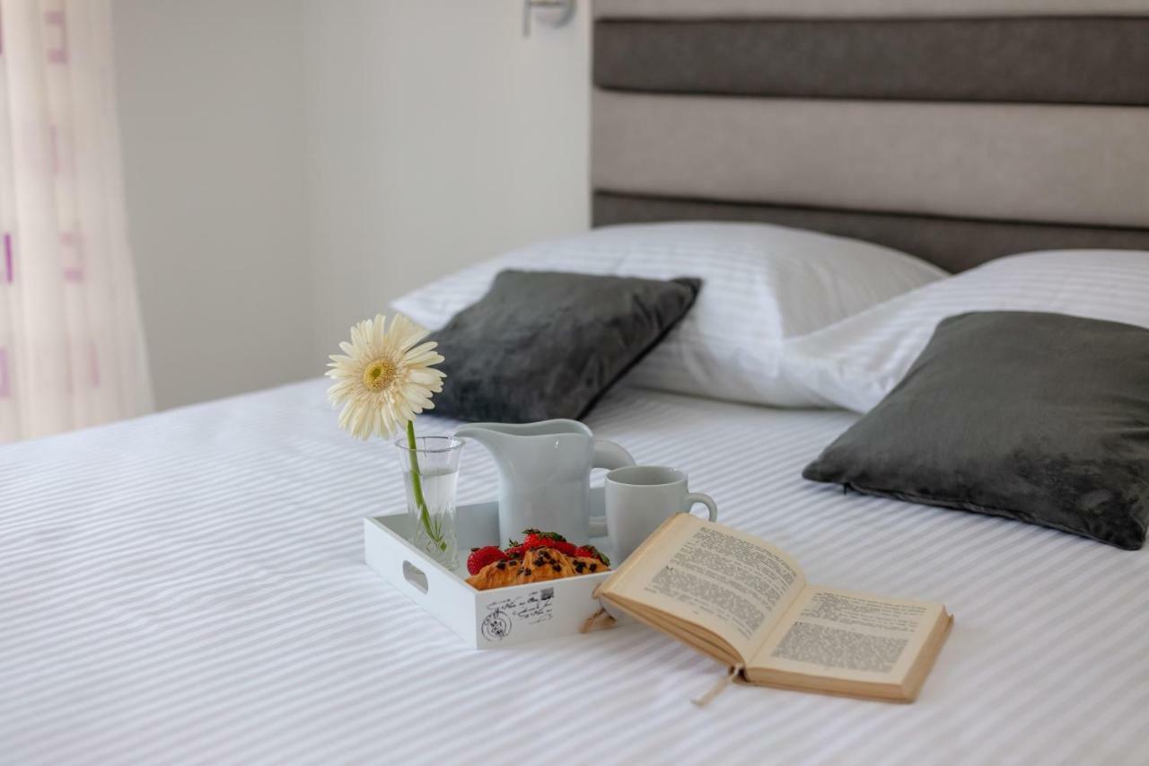Villa Apartments Kordic Kastela Dış mekan fotoğraf